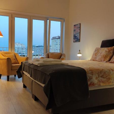 Golden Loft Caparica Apartment กอสตา ดา กาปาริกา ภายนอก รูปภาพ